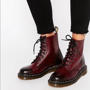 Dr. Martens Pascal boots - cherry red